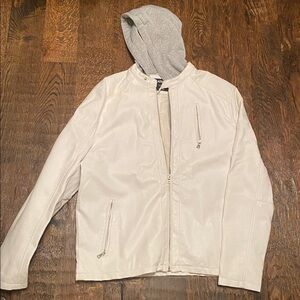 Men’s Carbon white jacket with hood